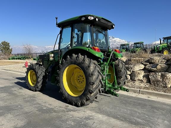 Image of John Deere 5115M equipment image 2