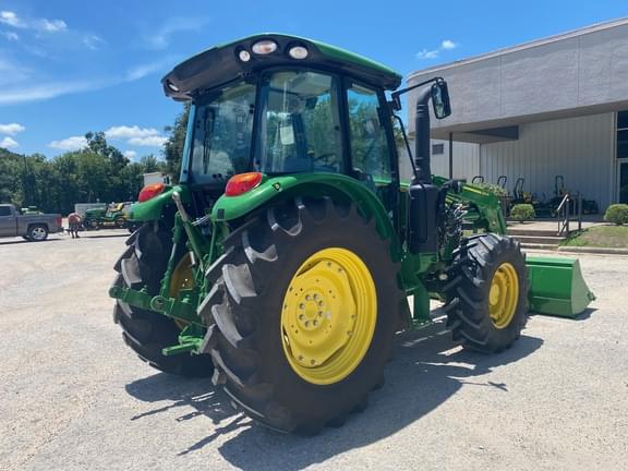 Image of John Deere 5115M equipment image 4