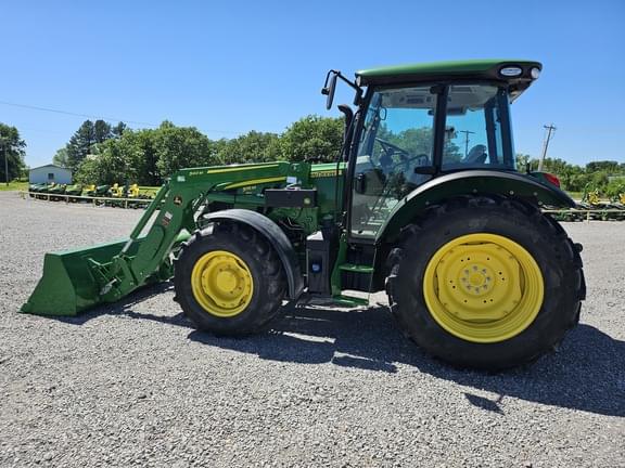 Image of John Deere 5115M equipment image 2