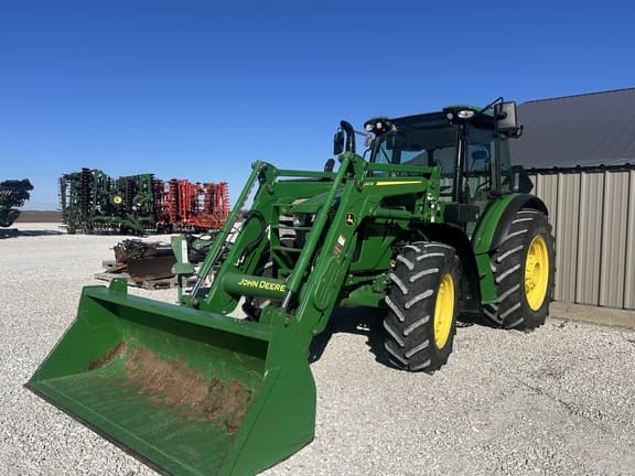 Image of John Deere 5115M equipment image 1