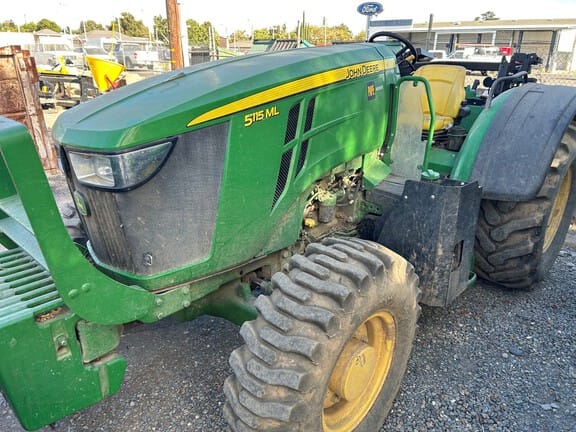 2022 John Deere 5115ML Equipment Image0