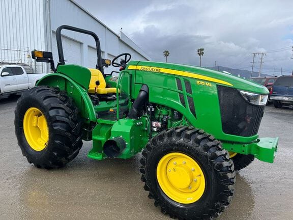 2022 John Deere 5115ML Equipment Image0
