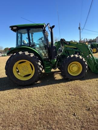 Image of John Deere 5115R equipment image 4
