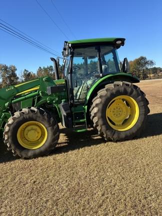 Image of John Deere 5115R equipment image 1