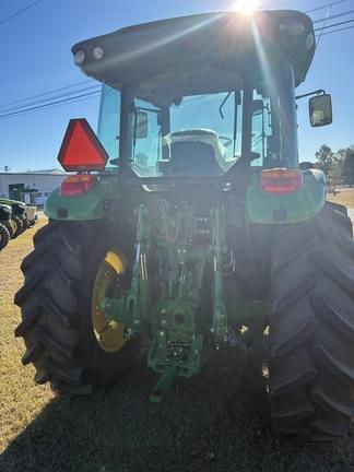 Image of John Deere 5115R equipment image 2