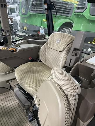 Image of John Deere 5115R equipment image 3