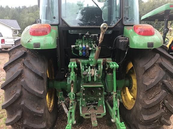 Image of John Deere 5125M equipment image 2