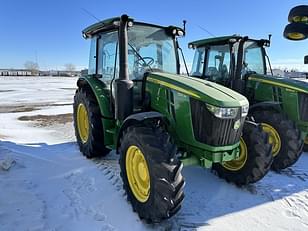 Main image John Deere 5125M 3