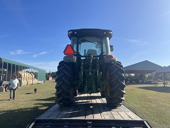 Image of John Deere 5125M equipment image 2