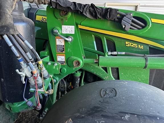 Image of John Deere 5125M equipment image 4