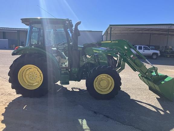 Image of John Deere 5125M equipment image 3