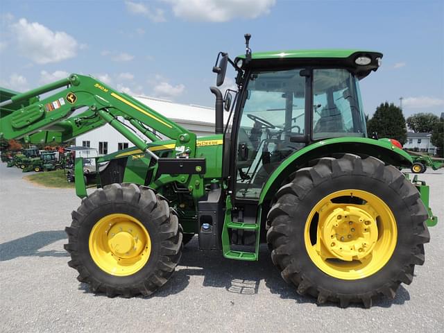 Image of John Deere 5125M equipment image 1