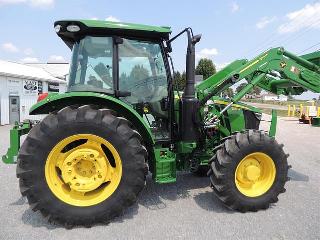 Image of John Deere 5125M equipment image 3