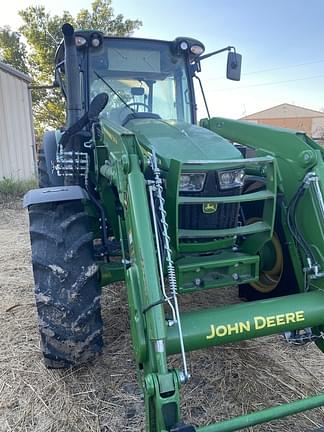 Image of John Deere 5125M equipment image 1
