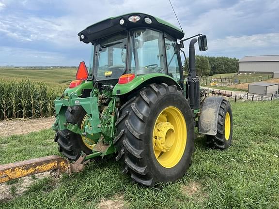 Image of John Deere 5125M equipment image 2