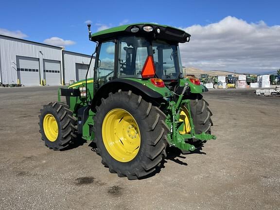 Image of John Deere 5125M equipment image 3