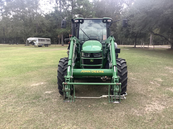 Image of John Deere 5125M equipment image 1