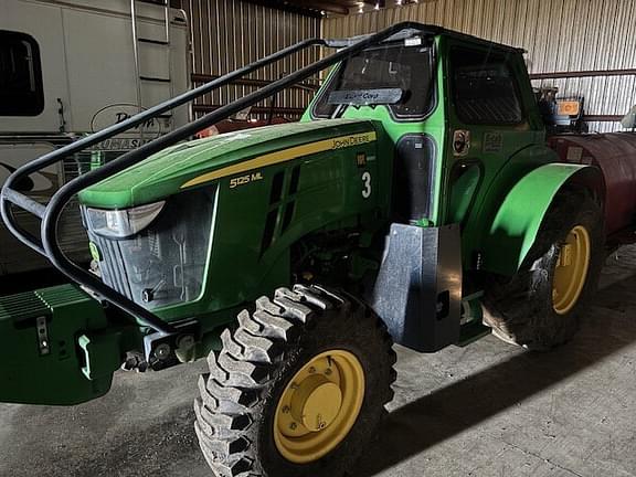 Image of John Deere 5125M Primary image