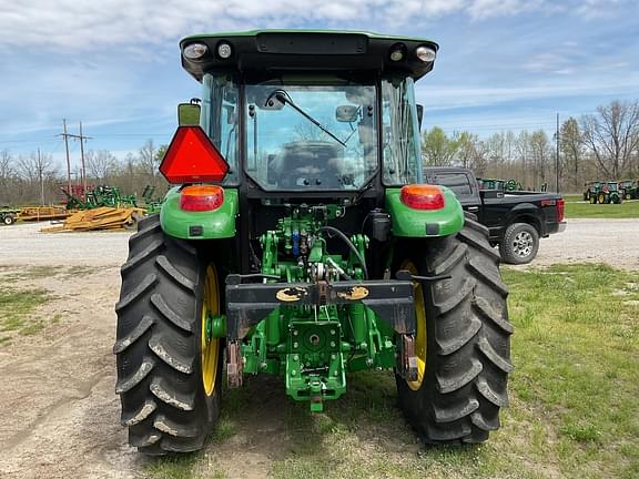 Image of John Deere 5125M equipment image 4