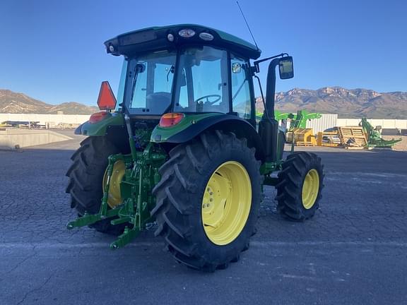 Image of John Deere 5125M equipment image 4