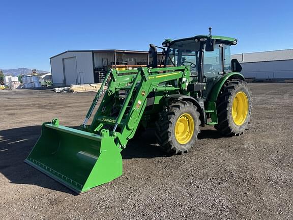 Image of John Deere 5125M equipment image 1