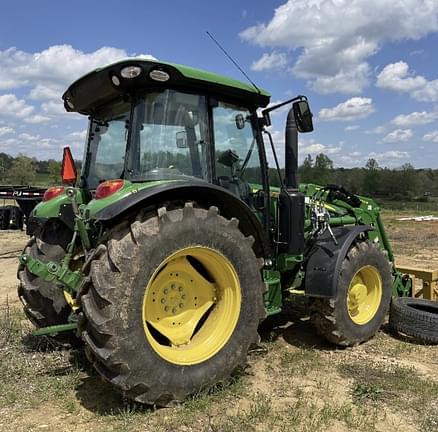 Main image John Deere 5125M 1