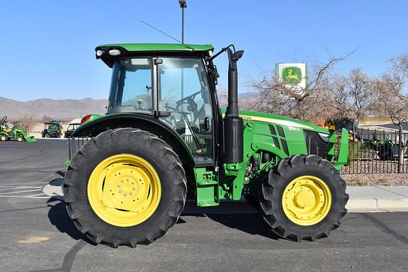 Image of John Deere 5125M equipment image 3