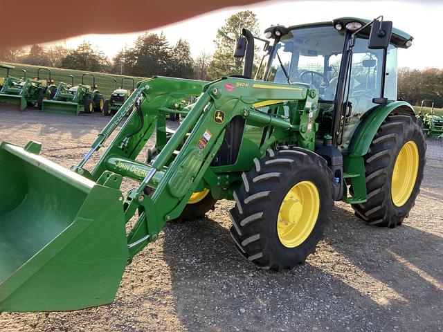 Image of John Deere 5125M equipment image 1