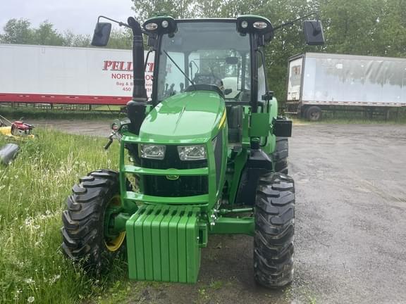Image of John Deere 5125M equipment image 3