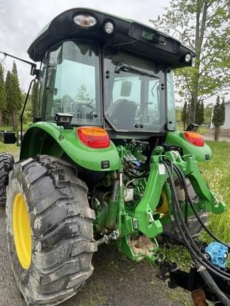 Image of John Deere 5125M equipment image 4