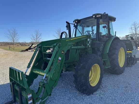 Image of John Deere 5125M equipment image 1