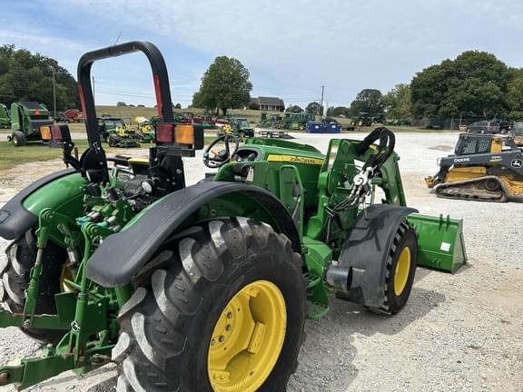 Image of John Deere 5125ML equipment image 4