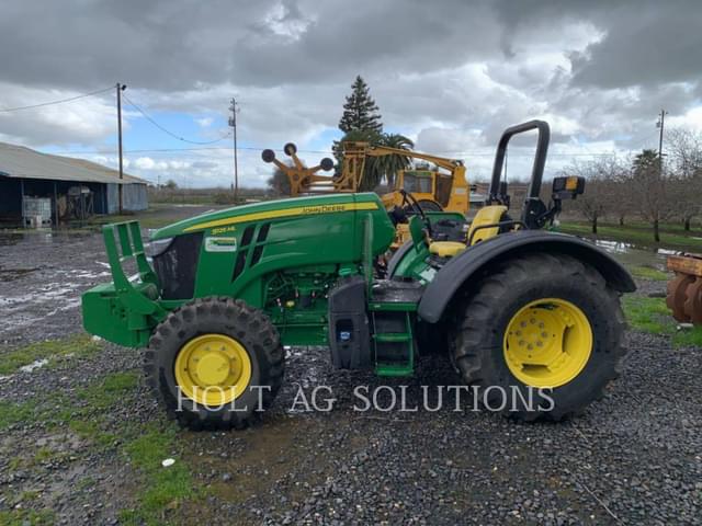 Image of John Deere 5125ML equipment image 1