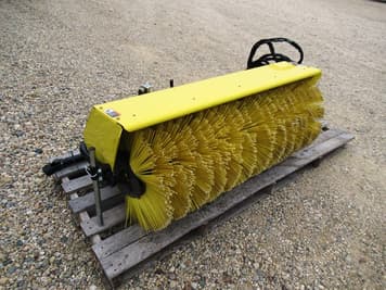 Main image John Deere 52" Broom