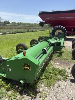 2022 John Deere 520 Equipment Image0