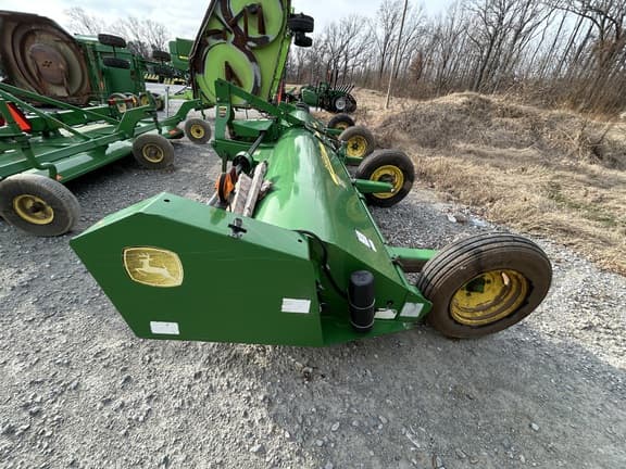Image of John Deere 520 equipment image 1