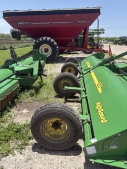 Main image John Deere 520