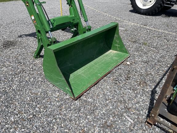 Image of John Deere 520M equipment image 4