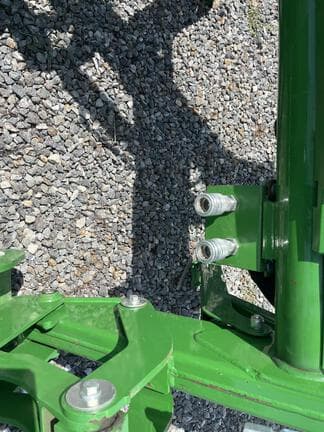 Image of John Deere 520M equipment image 3