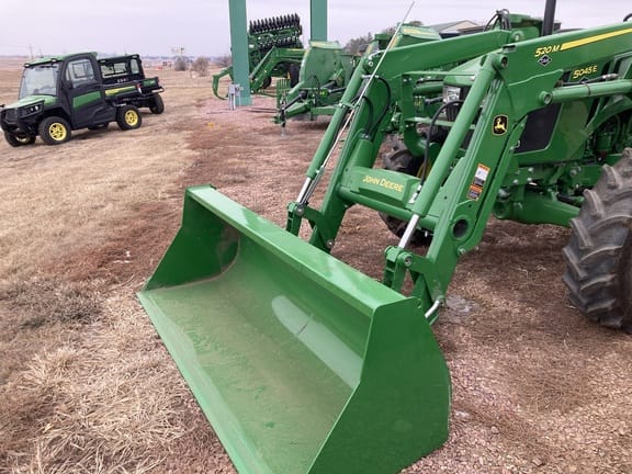Main image John Deere 520M