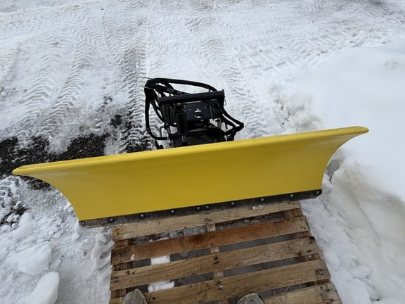 2022 John Deere 54" Front Blade Equipment Image0