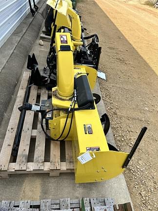 Image of John Deere 54" Snow Blower equipment image 3