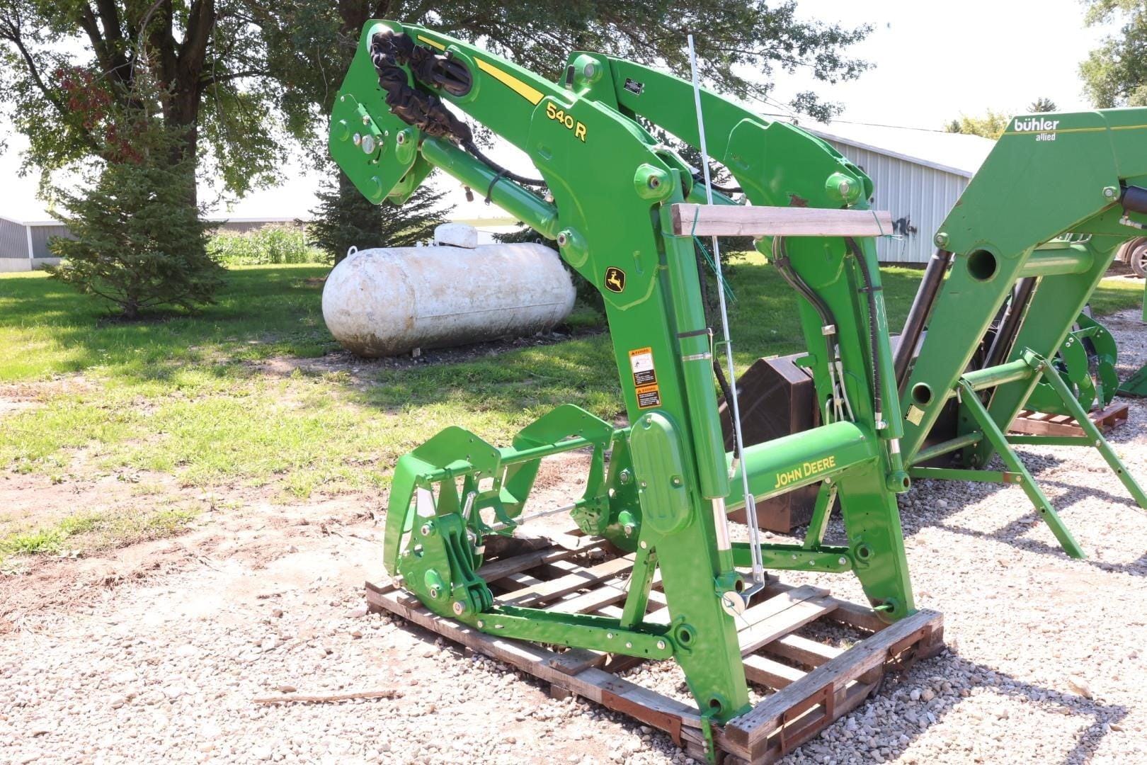 2022 John Deere 540R Equipment Image0