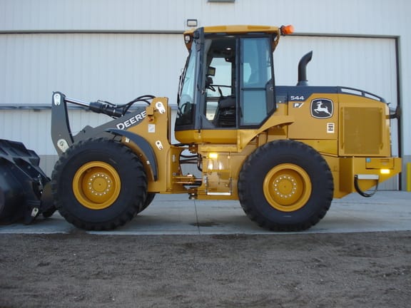 2022 John Deere 544P Equipment Image0
