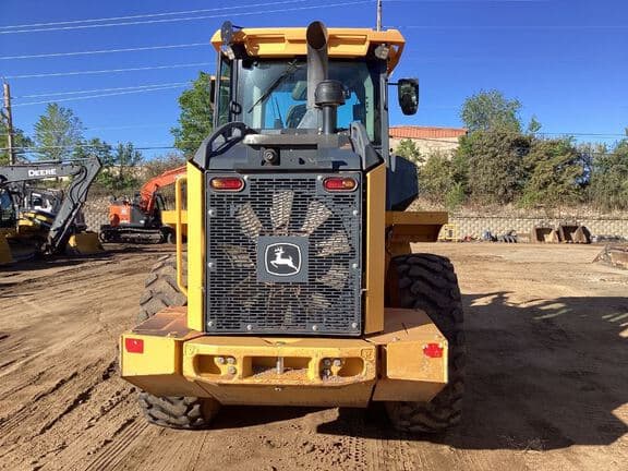 Image of John Deere 544P equipment image 3