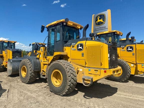Image of John Deere 544P equipment image 2