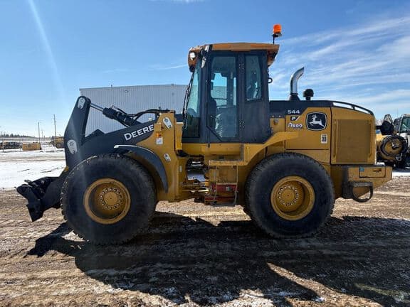 Image of John Deere 544P equipment image 2