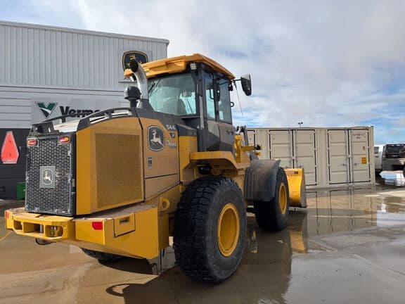 Image of John Deere 544P equipment image 3
