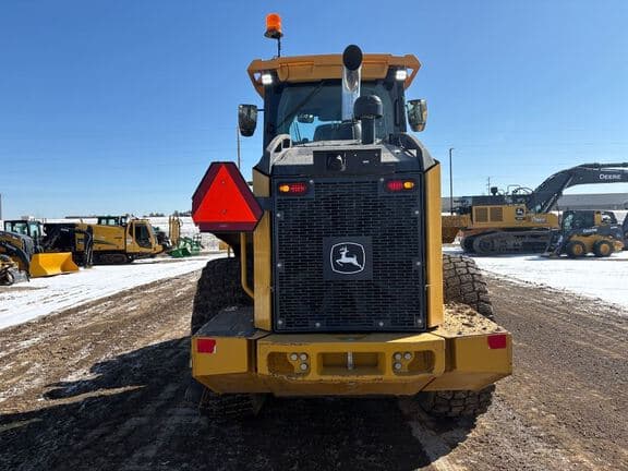 Image of John Deere 544P equipment image 3