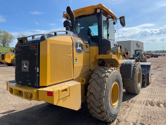 Image of John Deere 544P equipment image 4